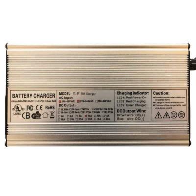 Chargeur 37.8V 18Ah adapté aux batteries 36 V - SH Lithuim